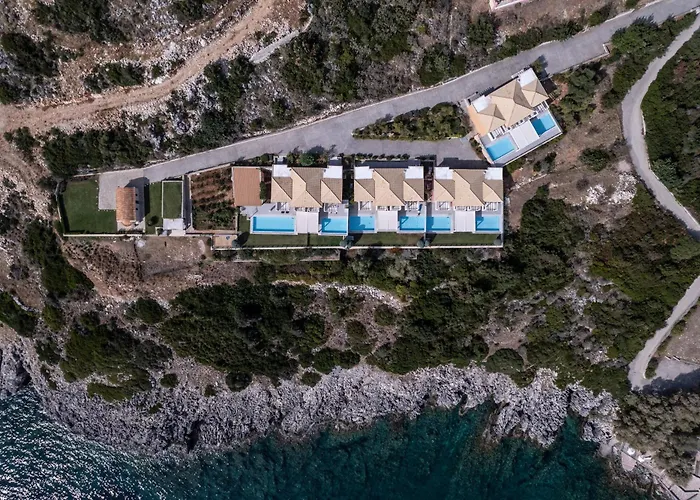 Apostolata Island Resort Eleios-Pronnoi