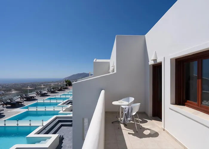 Splendour Hotel And Suites