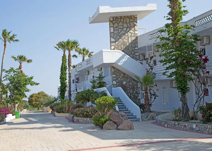 Atlantis Hotel Lambi 