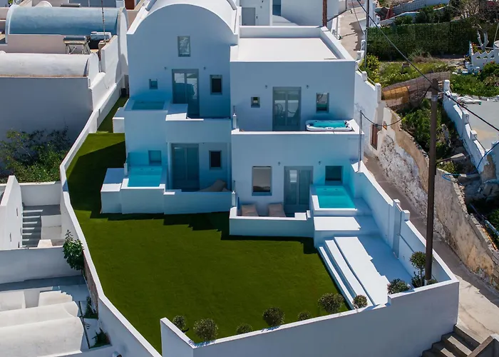 Cycladic Suites & Spa