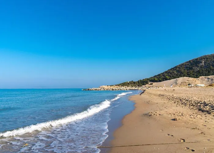 Kalogria Beach Apartments