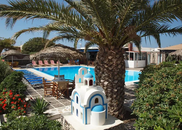 Holiday Beach Resort Santorini