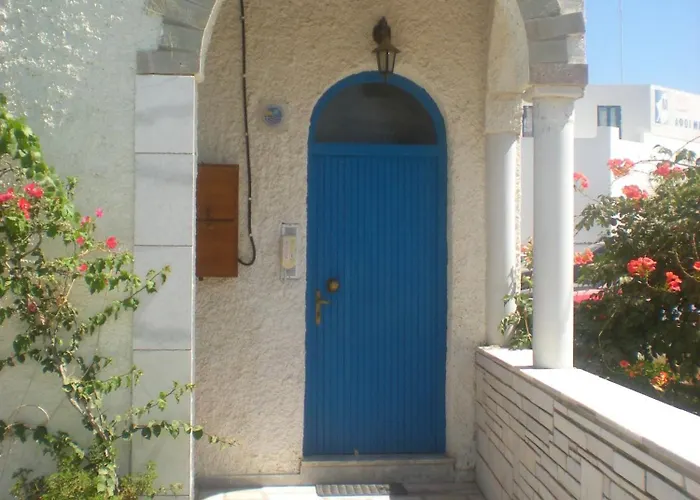 Hotel Rea Naxos City