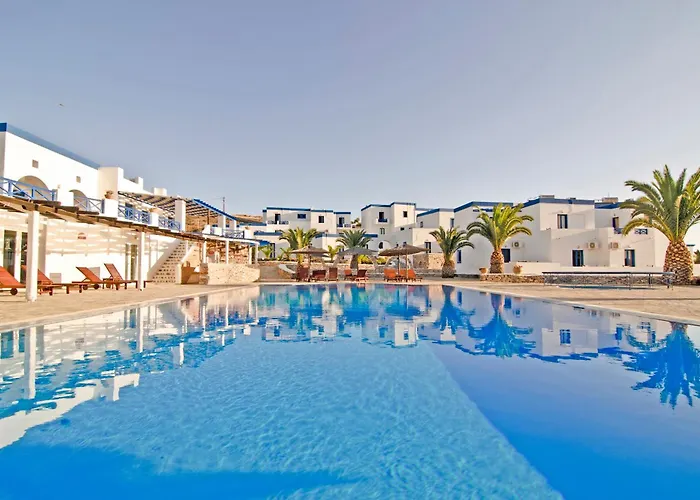 Faros Resort