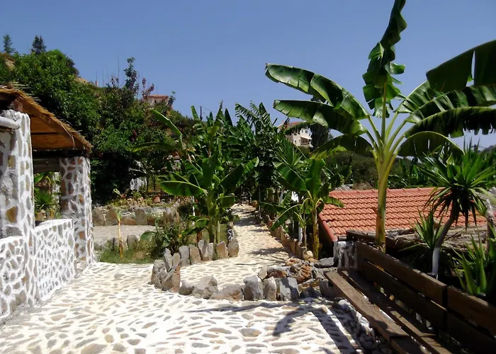 Stone Village Hotel Apartments Bali 