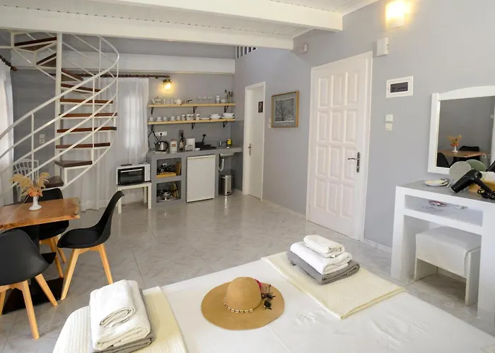 Albouro Seafront Apartments