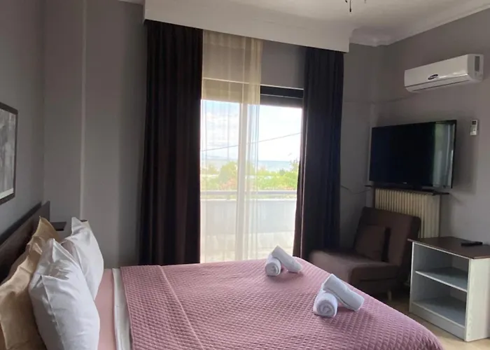 Alexander Apartments Александруполіс