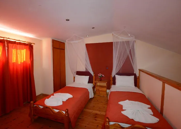 Charlies Venus Apartments