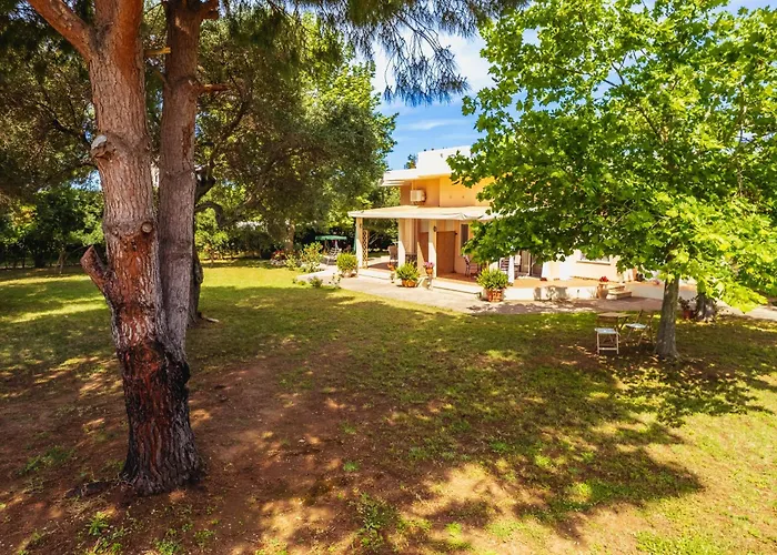 Kiani Akti Villas