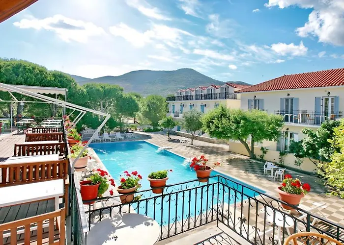 Theofilos Classic Hotel Petra 