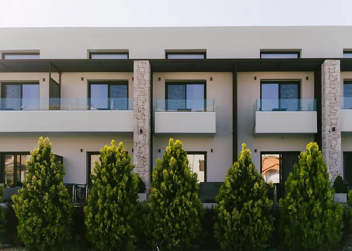 Lan-Go Sivota Luxury Living
