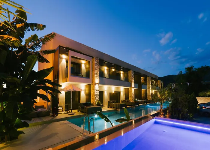 Lan-Go Sivota Luxury Living