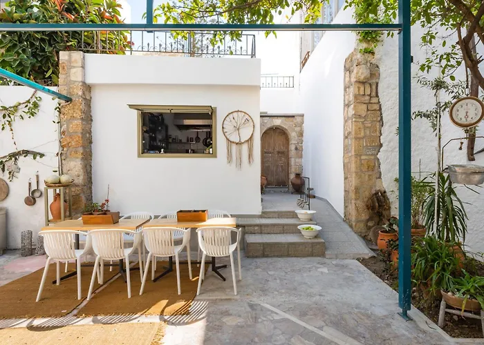 Lefka Hotel & Apartments