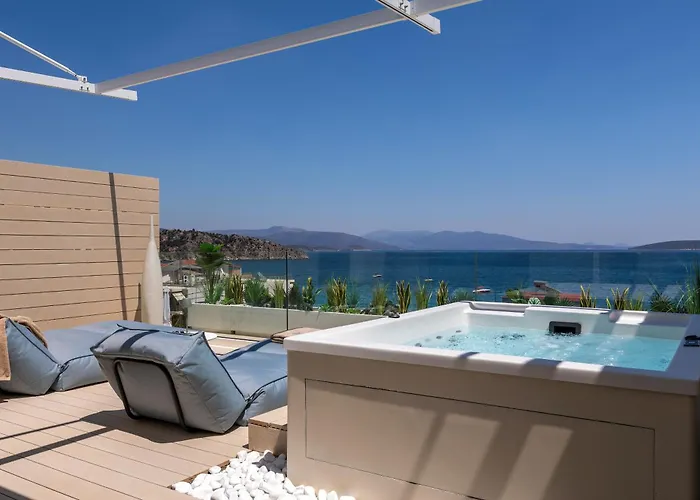Flisvos Royal Hotel & Suites