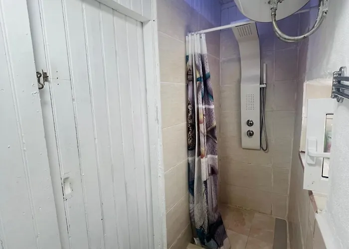 Tolos Budget Rooms Loggos Longos 