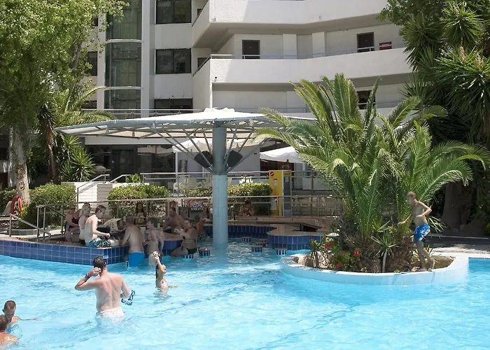 Residence Suites - Adults Only