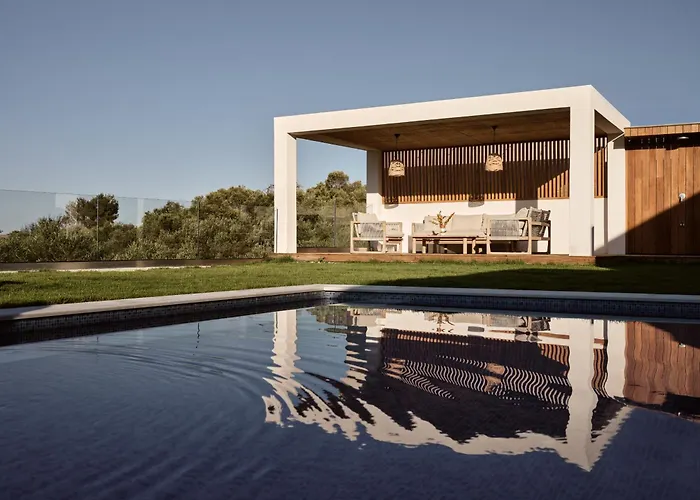 Cicada Exclusive Villa, A Sea View Gem, By Thinkvilla Akrotiri 