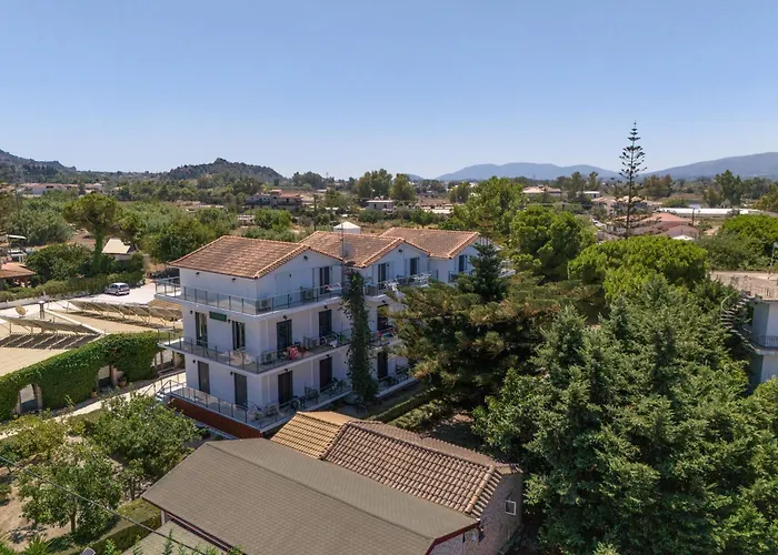 Pettas Apartments