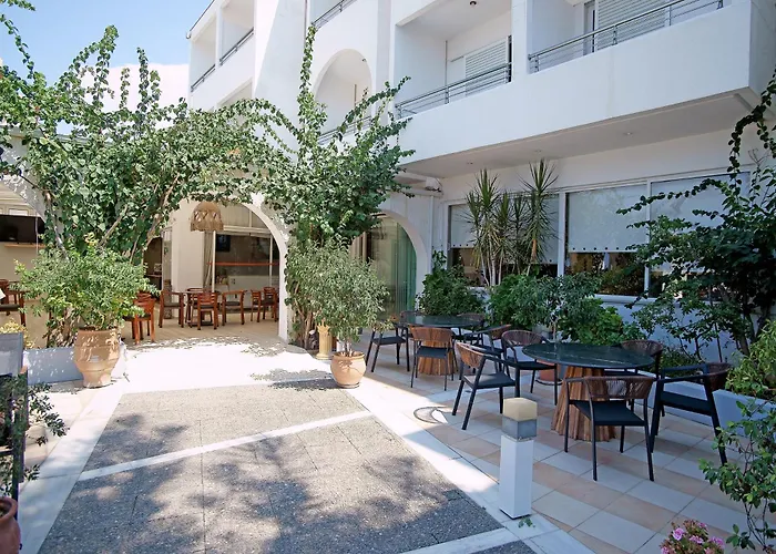 Kyparissia Beach Hotel