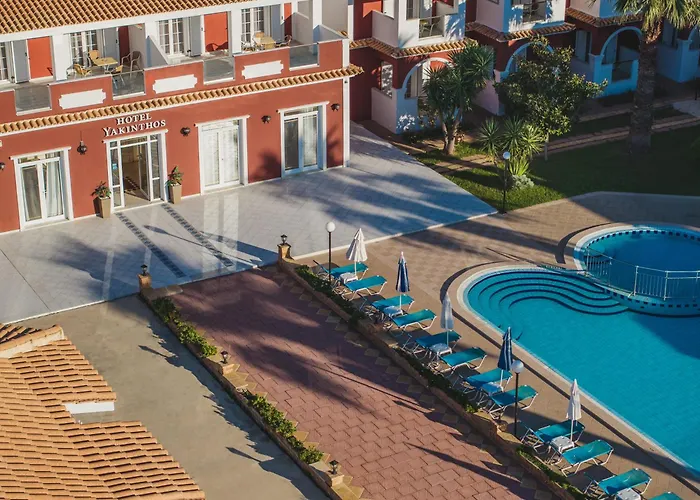Yakinthos Hotel
