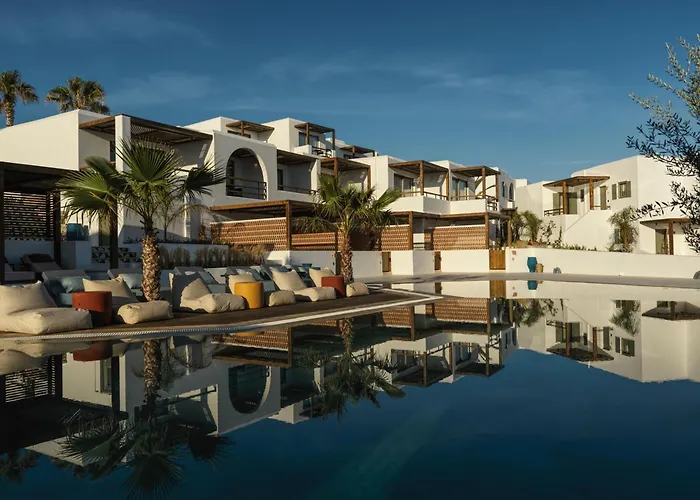 Andronis Minois Hotel Parasporos