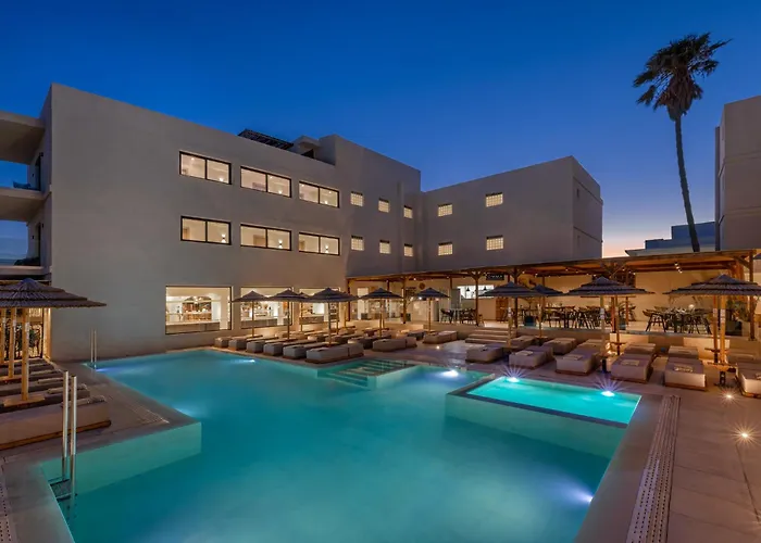Cabana Blu & Suites