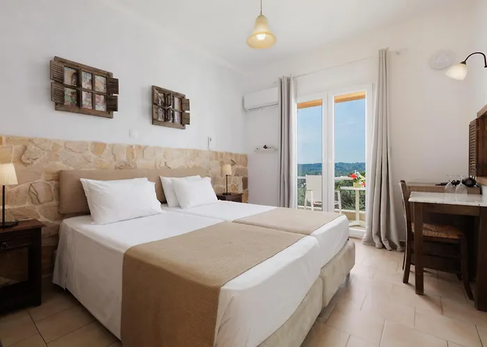 Nefeli Hotel Kommeno 