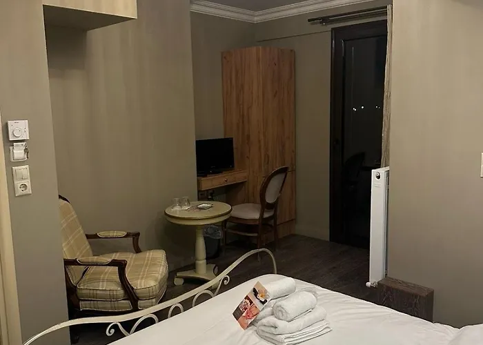 Melies Boutique Hotel Káto Loutrákion