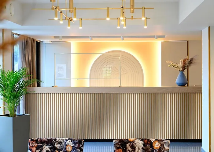 Apollon Hotel Τολό