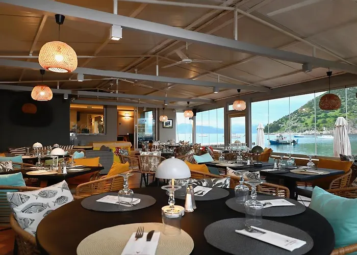 Minoa Hotel Τολό