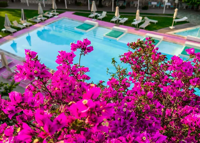 Marathon Beach Resort Néa Mákri