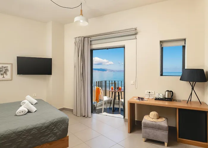 Elia Agia Marina Hotel