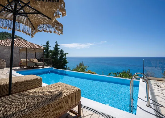 Milos Paradise Luxury Villas Agios Nikitas
