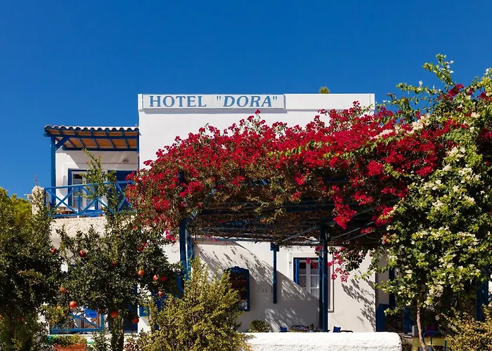Dora'S Studios & Apartments