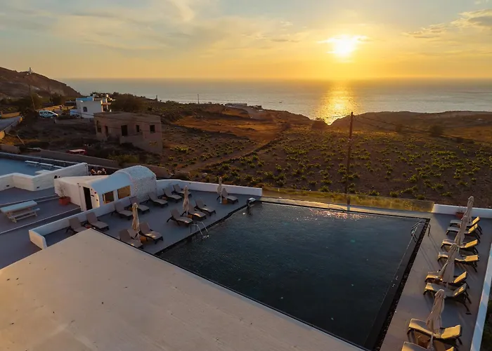 Serenita Luxury Suites