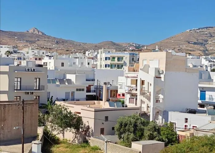 Tinos Heritage Plateia