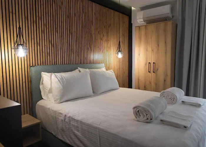 Konstantinoupolis Rooms