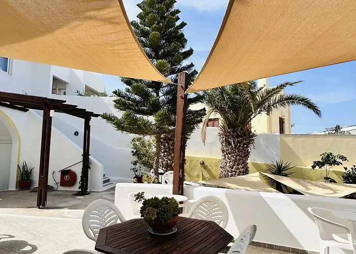 Arlene Suites Μεσαριά