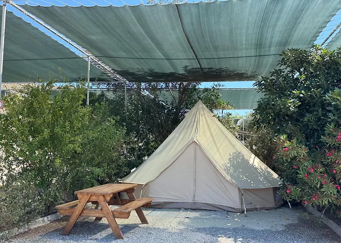 Simos Camping Elafonisos Tents & Bungalows