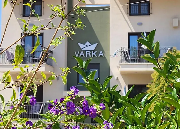 Varka Rooms