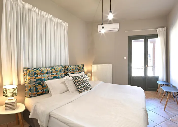Luxury Studios & Cozy Apartments By White Hills