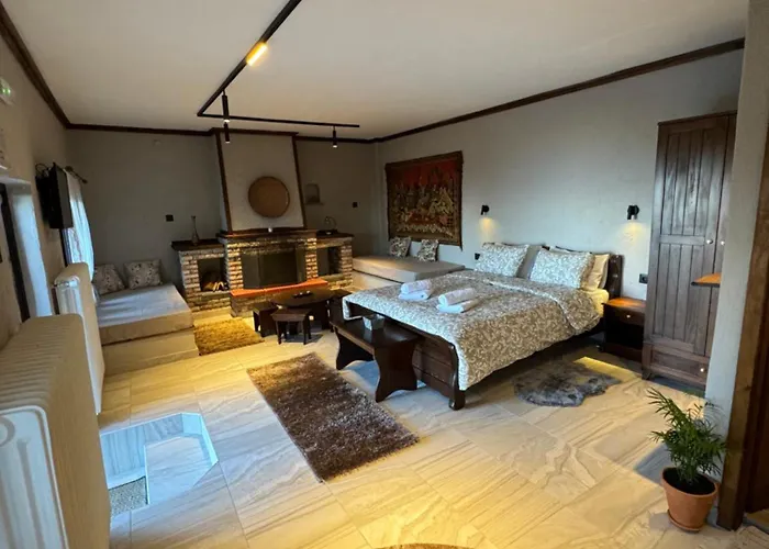 Enastron Guesthouse Παλαιός Παντελεήμων