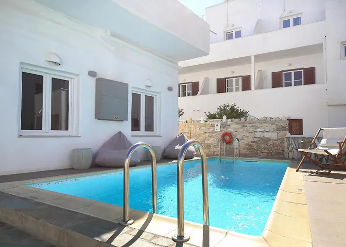 Madaky Hotel Νάουσα
