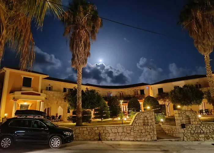 Elanthi Village Apartments Kalamaki 