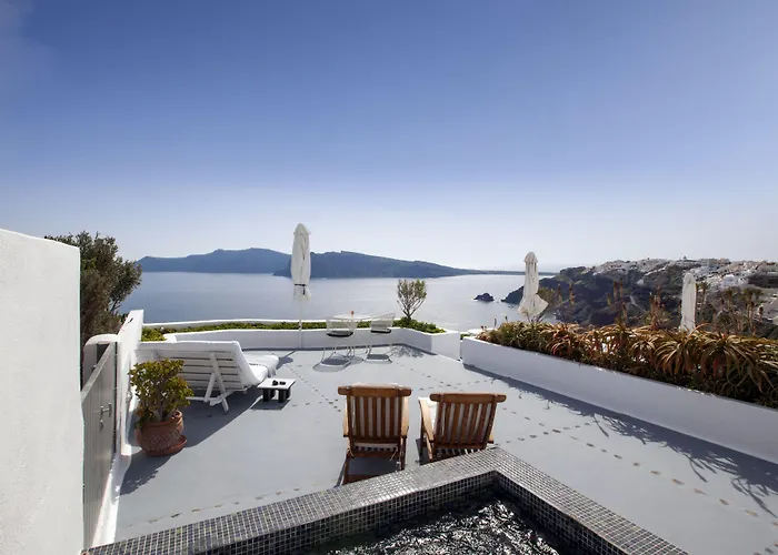 Ikies Santorini Hotel Oia 