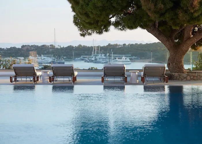 Roc Club, A Grecotel To Live