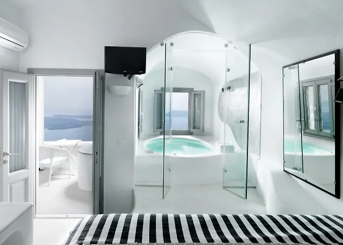 Tholos Resort Imerovigli 