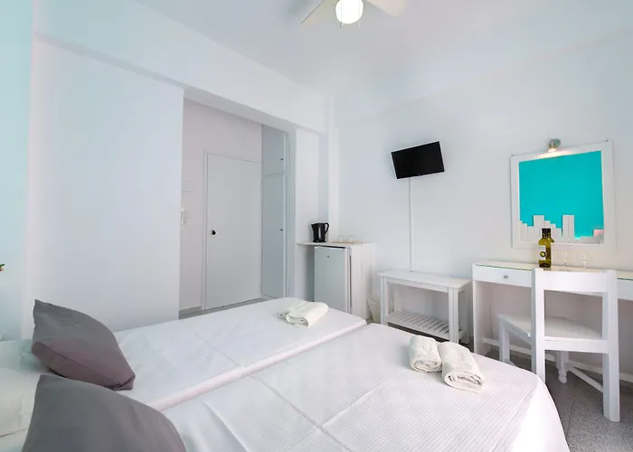 Aparthotel Ikaros Karterados 