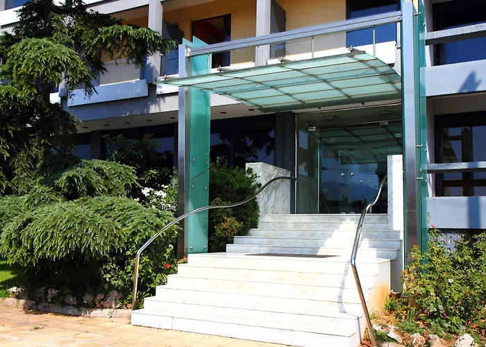 Pines Hotel (Adults Only)