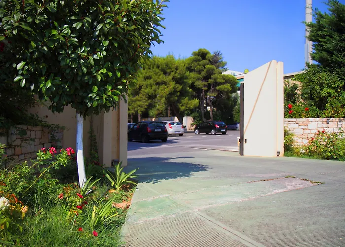 Pines Hotel (Adults Only)